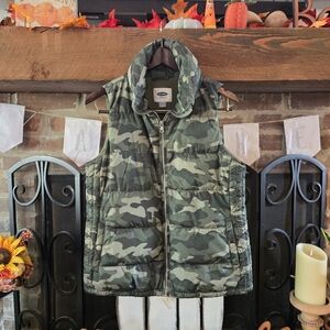 Old Navy Camouflage Vest